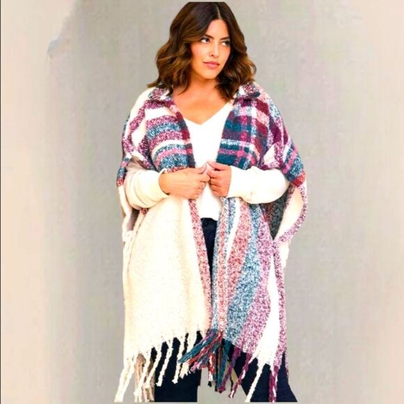 TORRID NEW Plus Size Cold Weather RUANA Sweater. - Picture 4 of 16